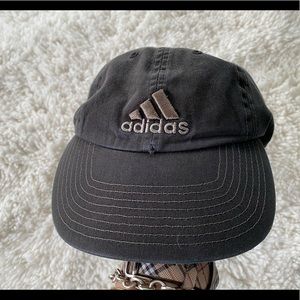 🌻adidas black 100% cotton baseball cap